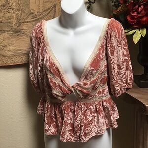 FREE PEOPLE velvet & lace blouse, puffy sleeve, low neckline, fleshy-pink